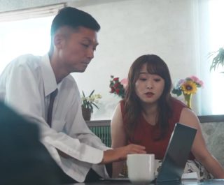 Vợ múp lén lút với đồng nghiệp